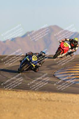 media/Dec-16-2023-CVMA (Sat) [[bb38a358a2]]/Race 13 Amateur Supersport Middleweight/